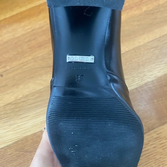 Gucci Black Vinyl Heeled Loafers - Picture 3 of 6